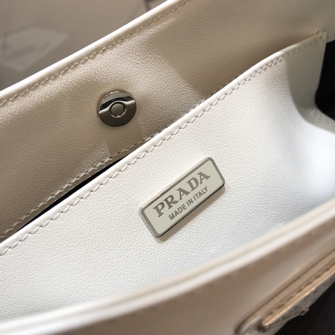 Prada Bags - Image 9