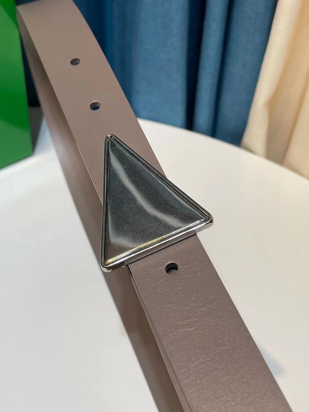 db9bf2_37b00e398ac24f2d82ead8f36ae86a7bmv2.jpg Bottega Veneta Triangular Buckle Leather Belt - Image 1