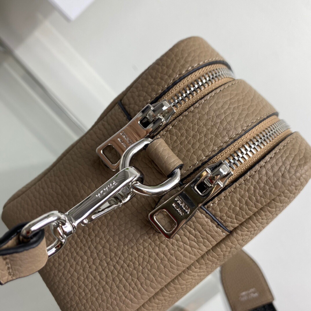 Prada Bags - Image 5