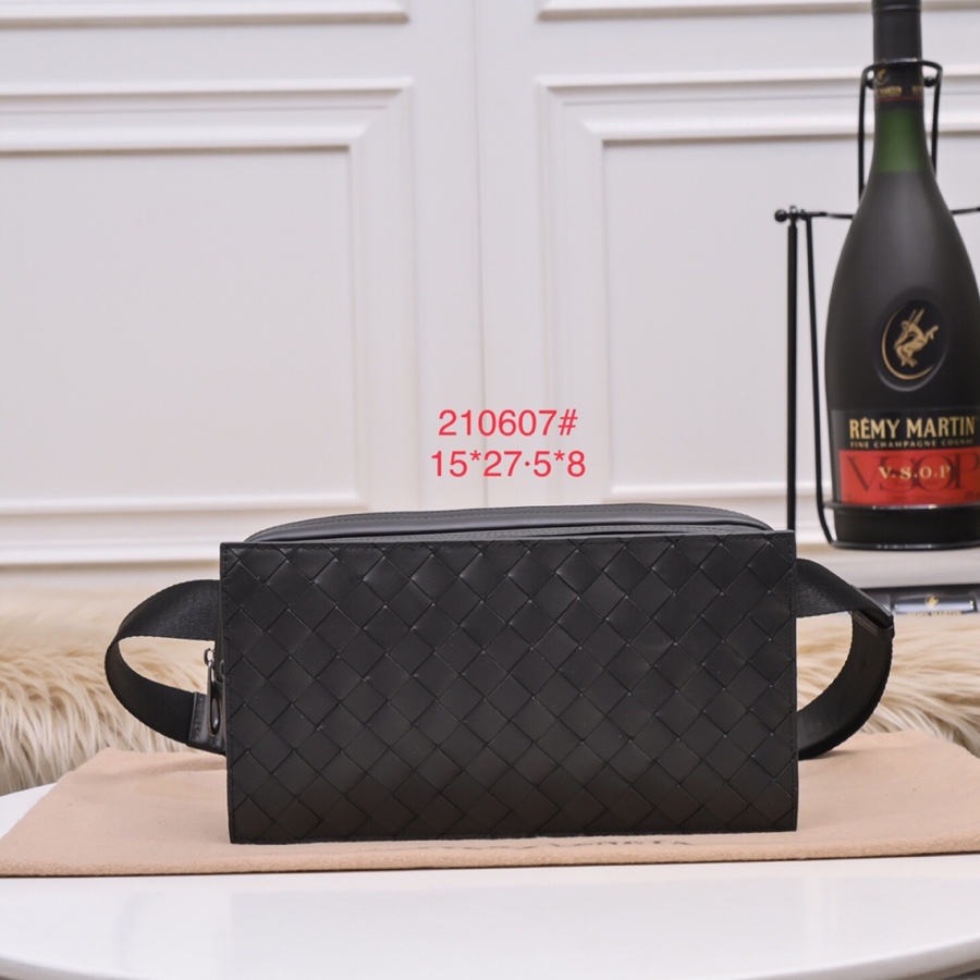 db9bf2_3b096df2a6c44c39a2b1cb62fd45b836mv2.jpg Bottega Veneta Shoes - Image 1