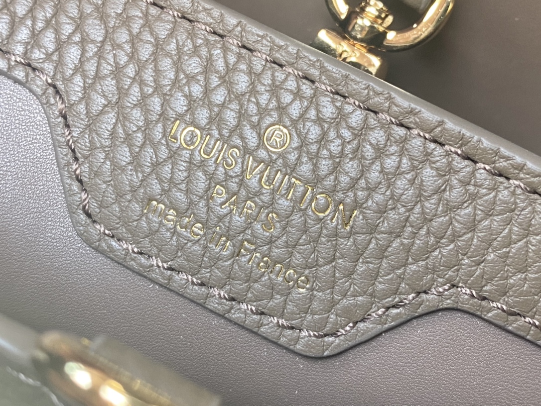 Louis Vuitton Capucines BB Small Handbag in Brown - Image 9