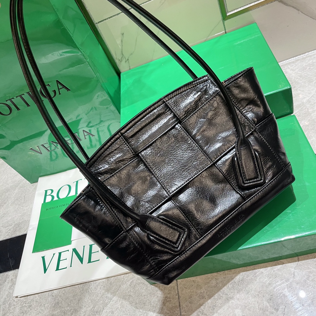 Bottega Veneta Bag - Image 6