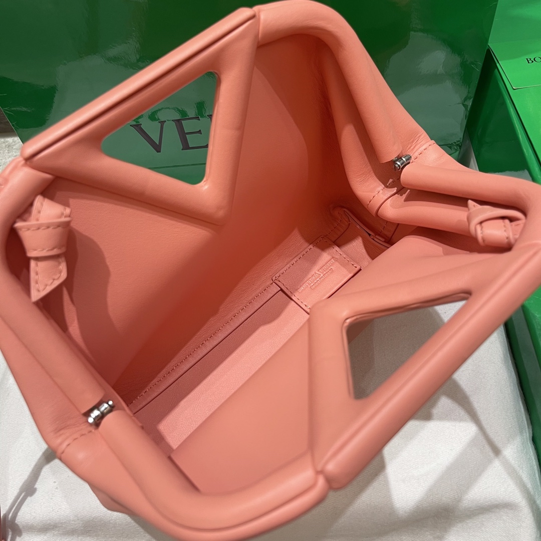 Bottega Veneta Bag - Image 6