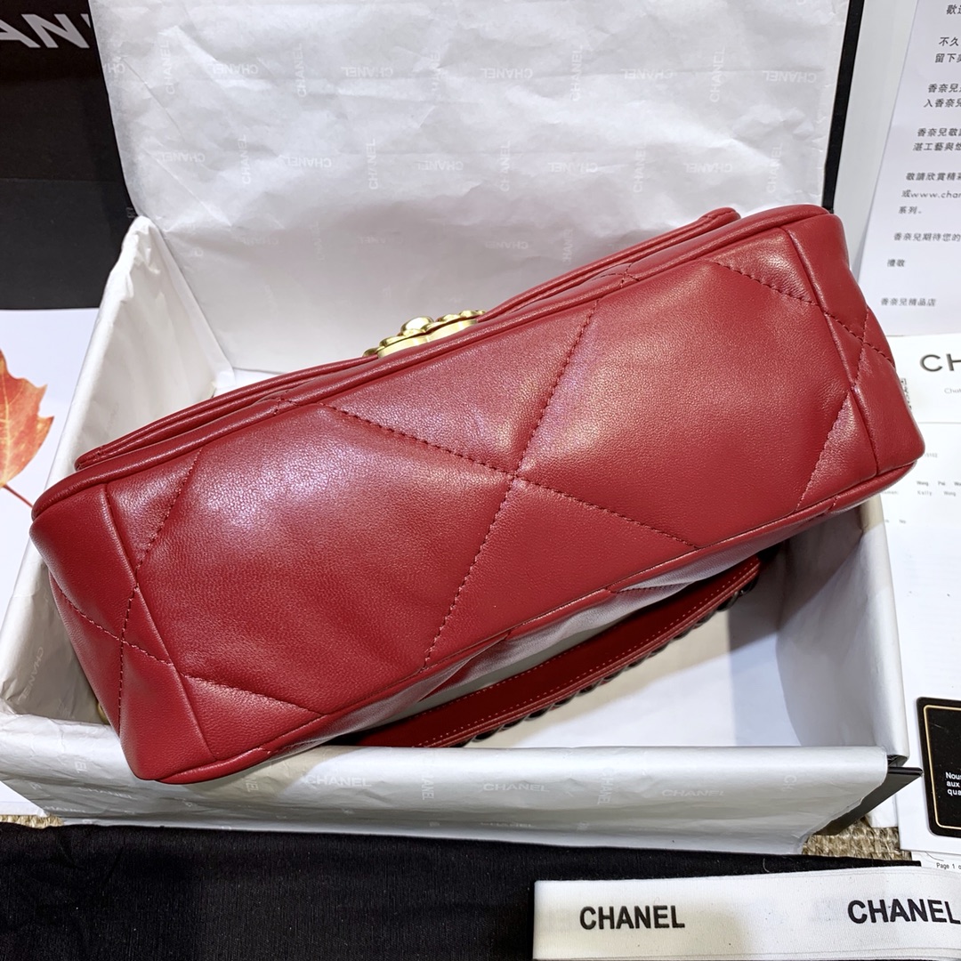 Chanel Double Chain Bag - Image 10