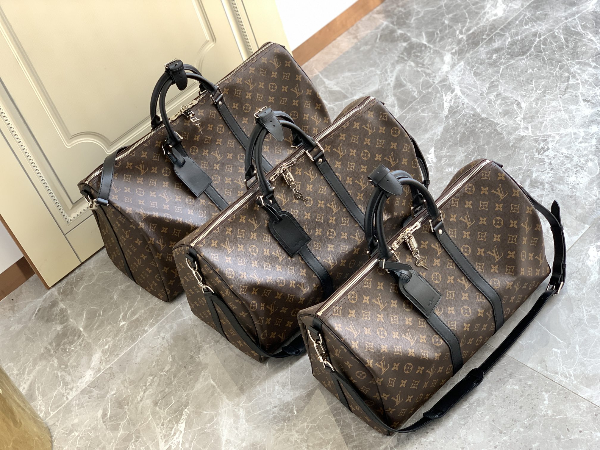 Louis Vuitton Classic Keepall 45 Bag in Damier Graphite Canvas - Image 11