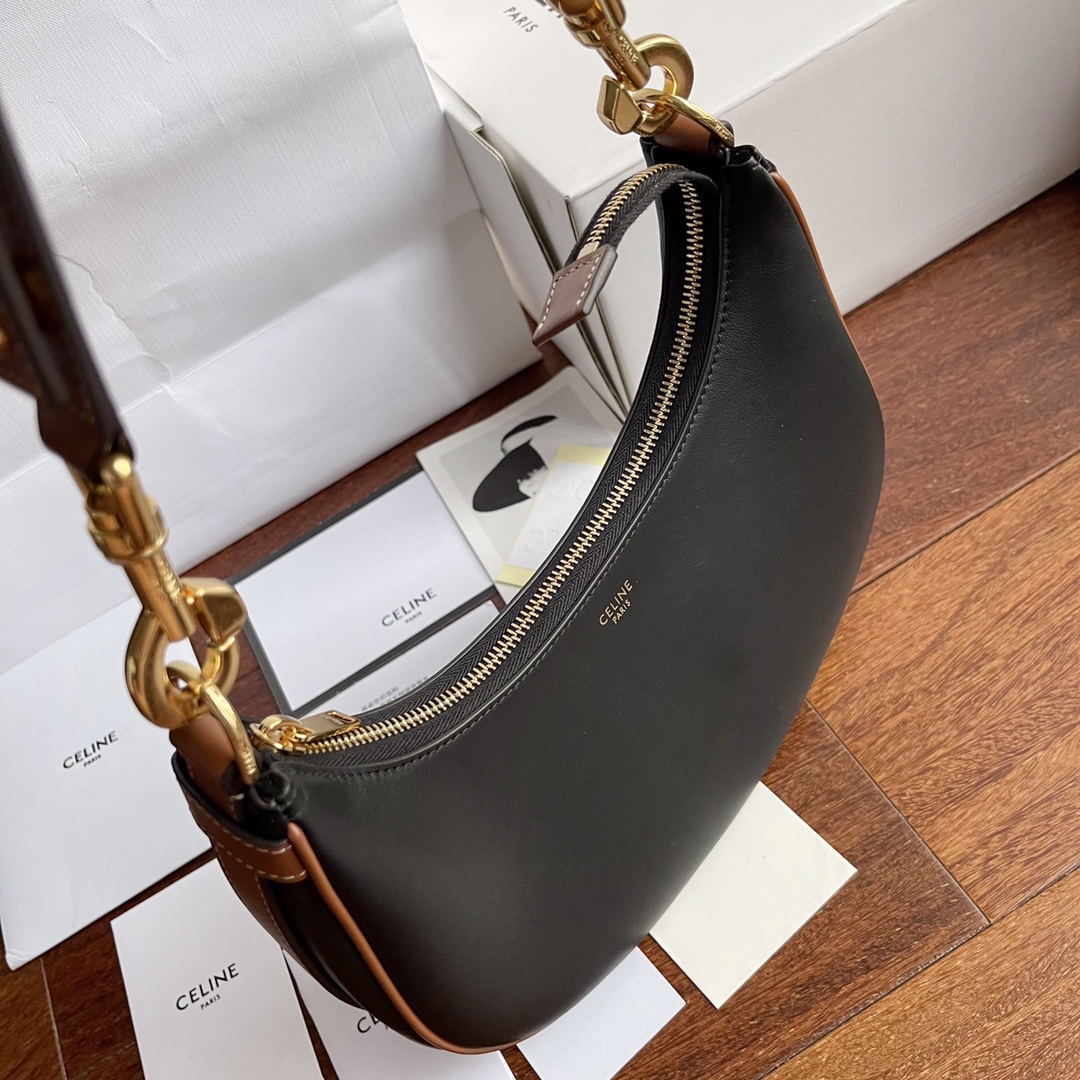 Celine Black Leather Underarm Ava Strap Bag - Image 9