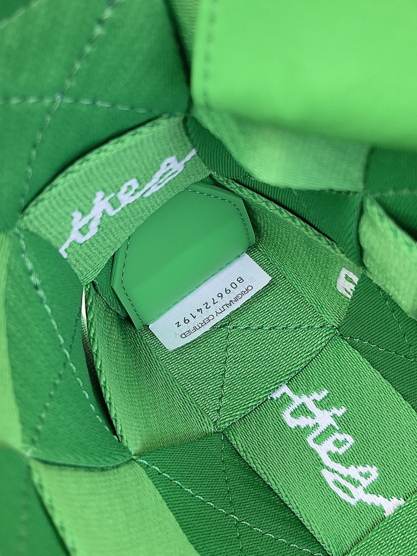 Bottega Veneta Bag - Image 8