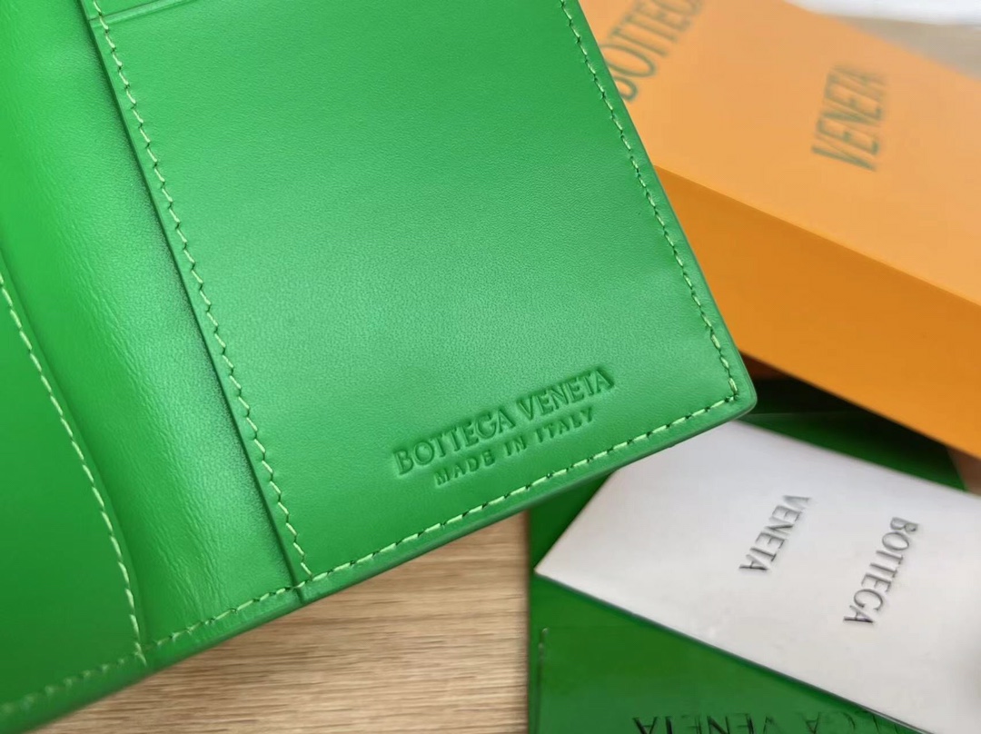 Bottega Veneta Bag - Image 8