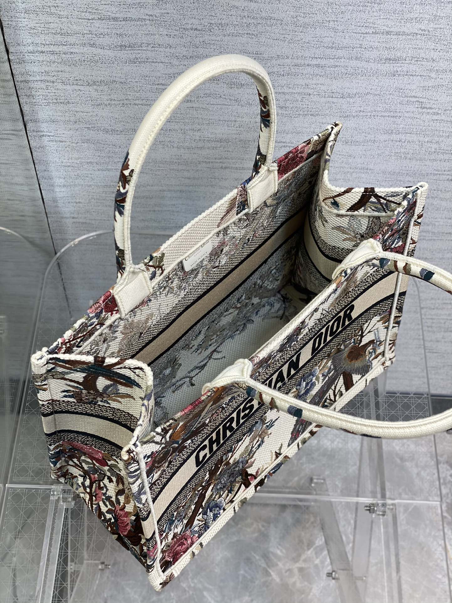 Dior Medium Winter Garden Tote Bag - Image 7