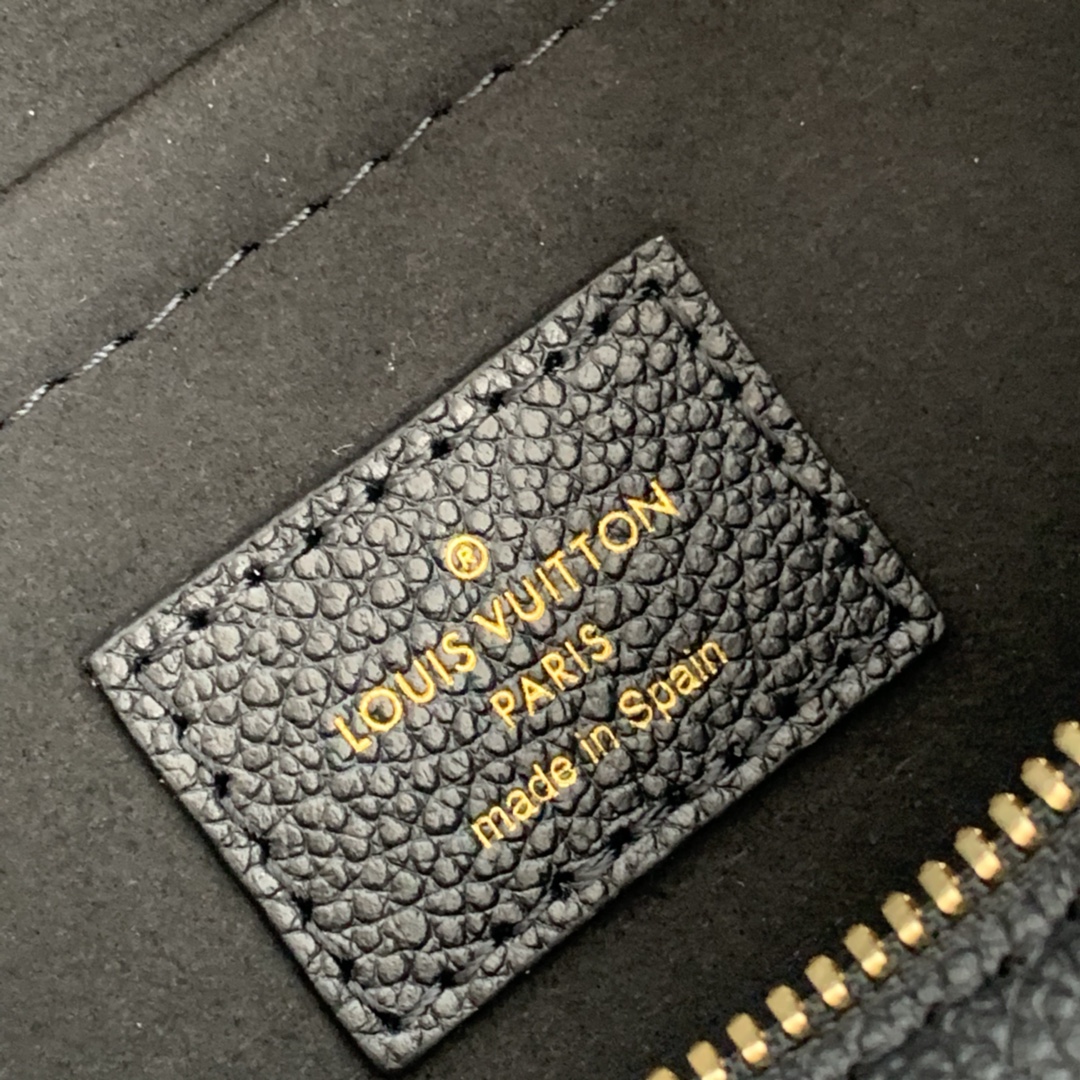 Louis Vuitton Black Bandoulière 20 Bag - Image 8