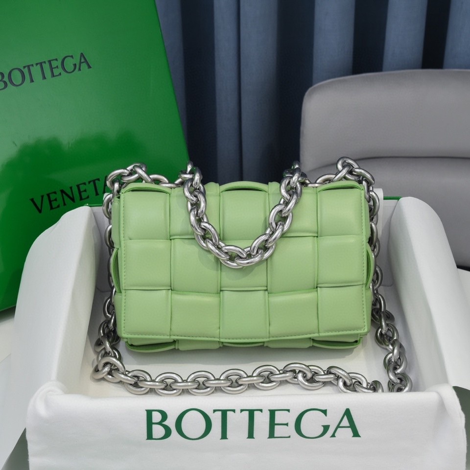 db9bf2_50e95bfe787f424183ea3e56ad01b247mv2.jpg Bottega Veneta Shoes - Image 1