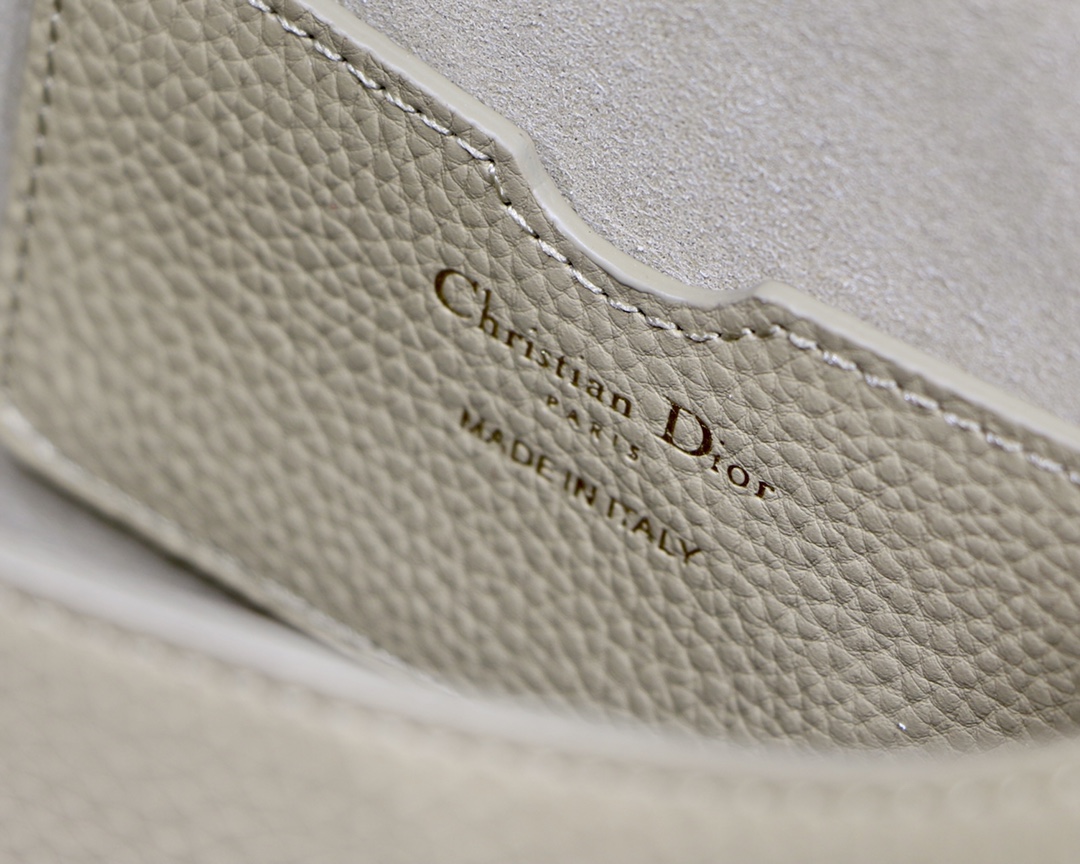 Dior Medium Bobby Bag in Apricot Calfskin - Image 7