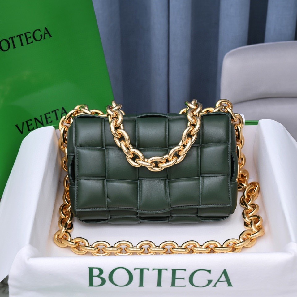 db9bf2_54afc7209c804838b8cbb1a78e19b1f6mv2.jpg Bottega Veneta Shoes - Image 1