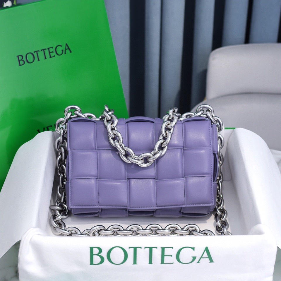 db9bf2_561d21e0997548eb8b1d7c208caa743amv2.jpg Bottega Veneta Shoes - Image 1