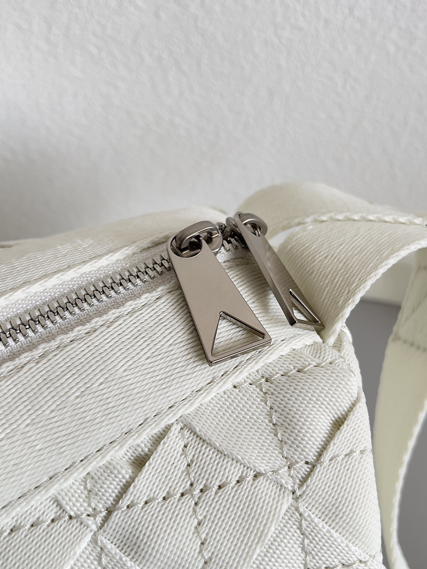 Bottega Veneta Bag - Image 9