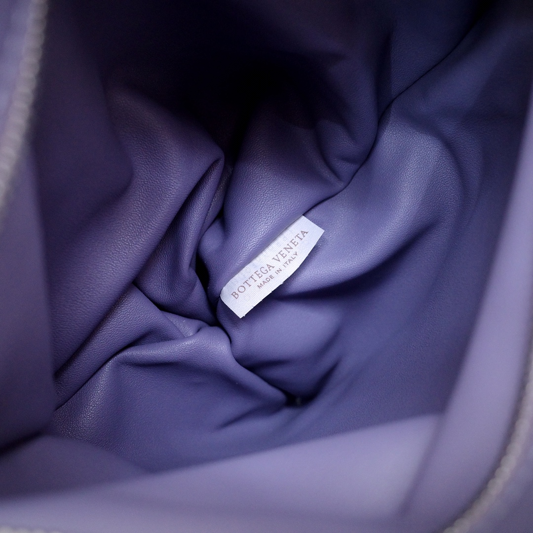 Bottega Veneta Bag - Image 9