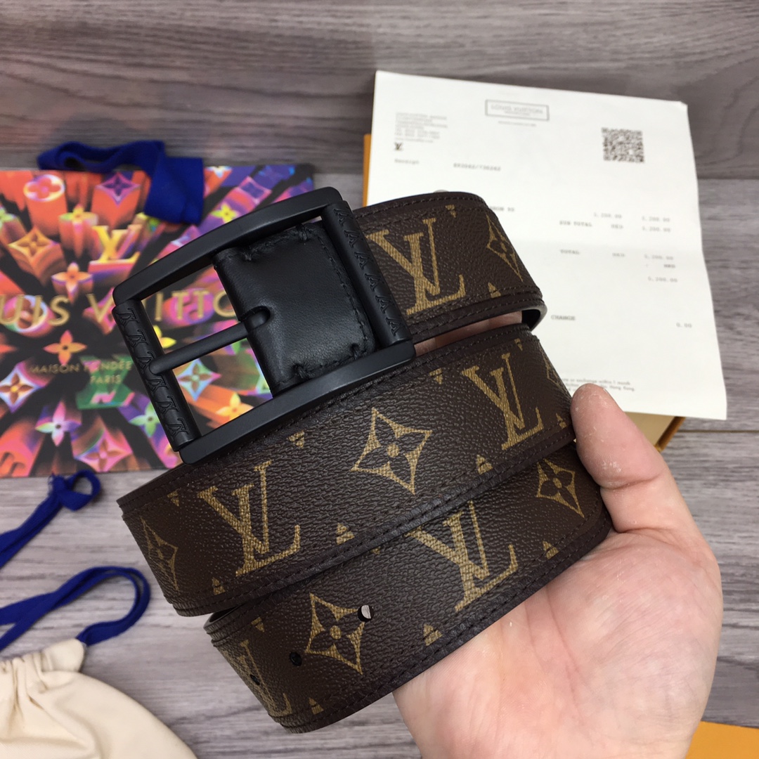 db9bf2_57923d3cc77d41e1bdfc1b02e8420e98mv2.jpg Louis Vuitton Pin Buckle 40mm Reversible Belt - Image 1