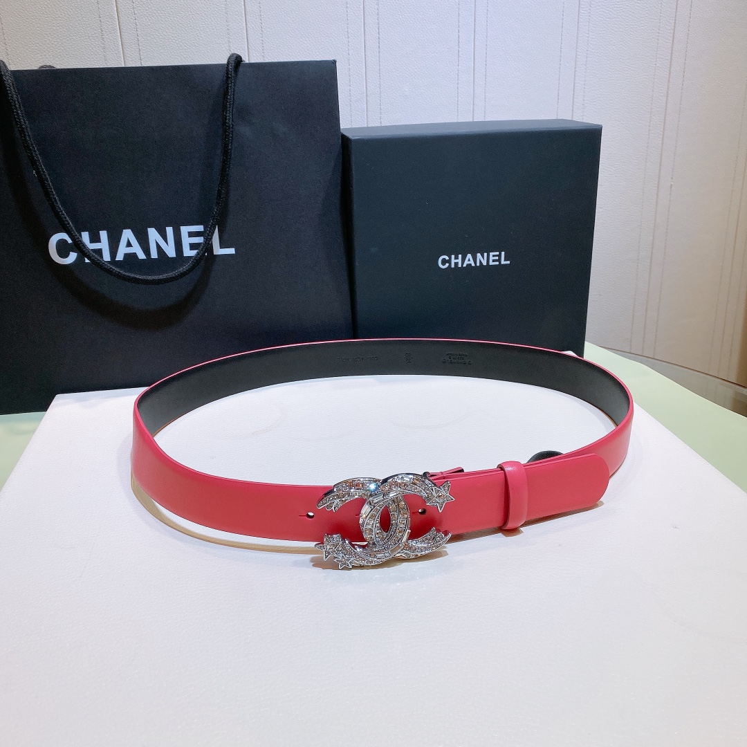 db9bf2_5b1d8c88140d44e3a910c9440fe5ba64mv2.jpg Chanel CC Buckle Leather Belt - Image 1