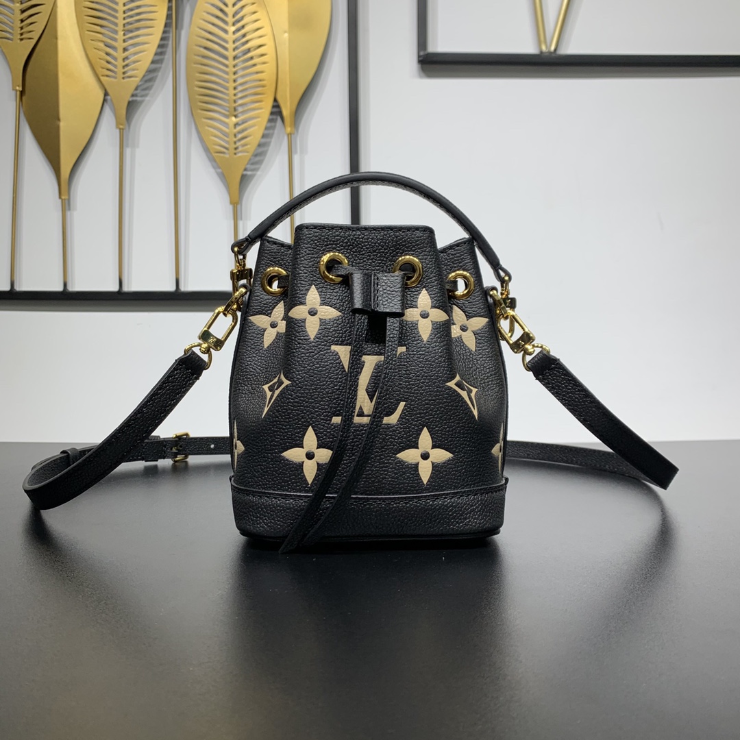 db9bf2_5b91f869192641039989177a509acd6cmv2.jpg Louis Vuitton Bag - Image 1