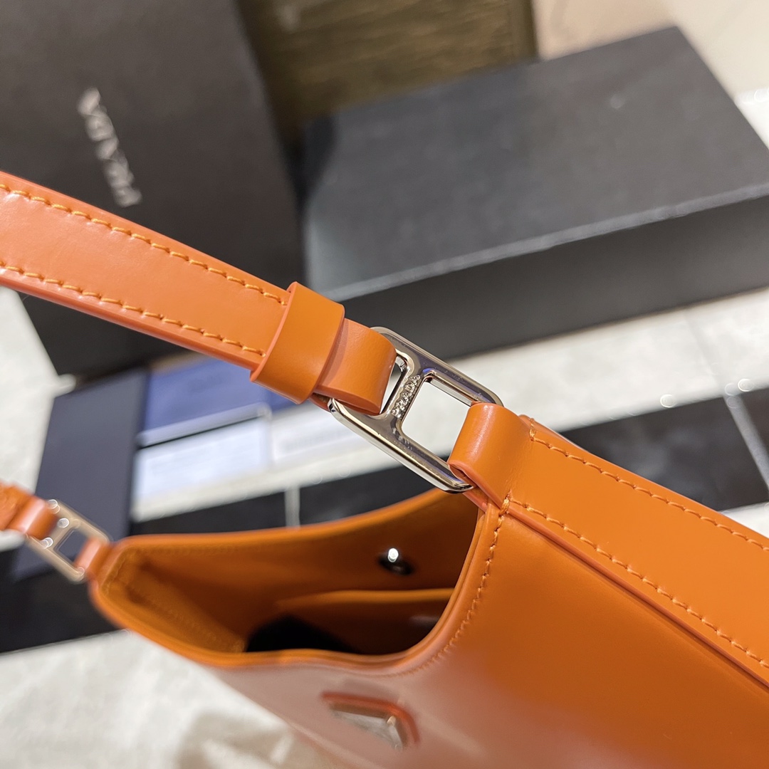 Prada Bags - Image 10