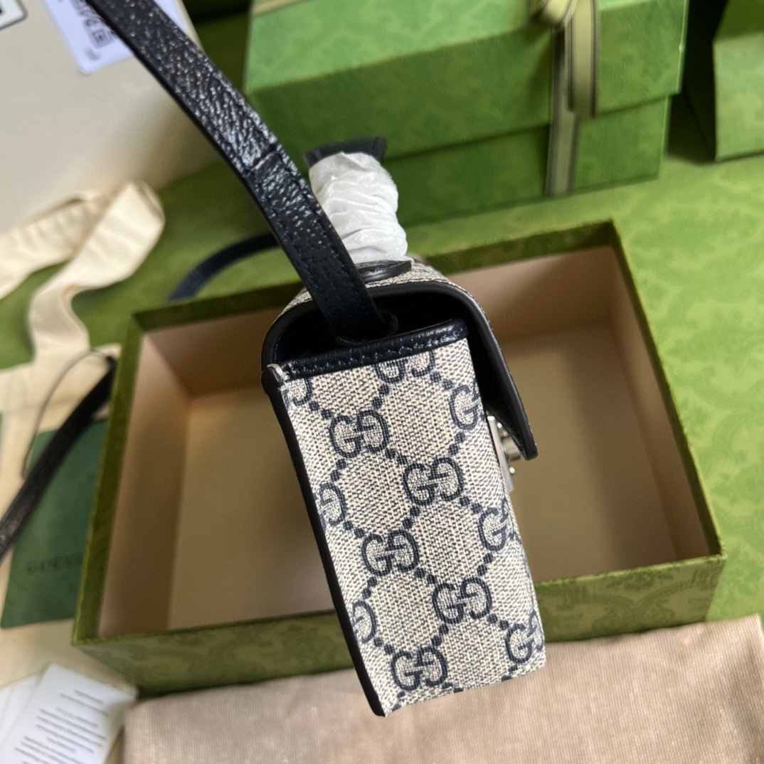 Gucci Padlock Chain Bag - Image 4