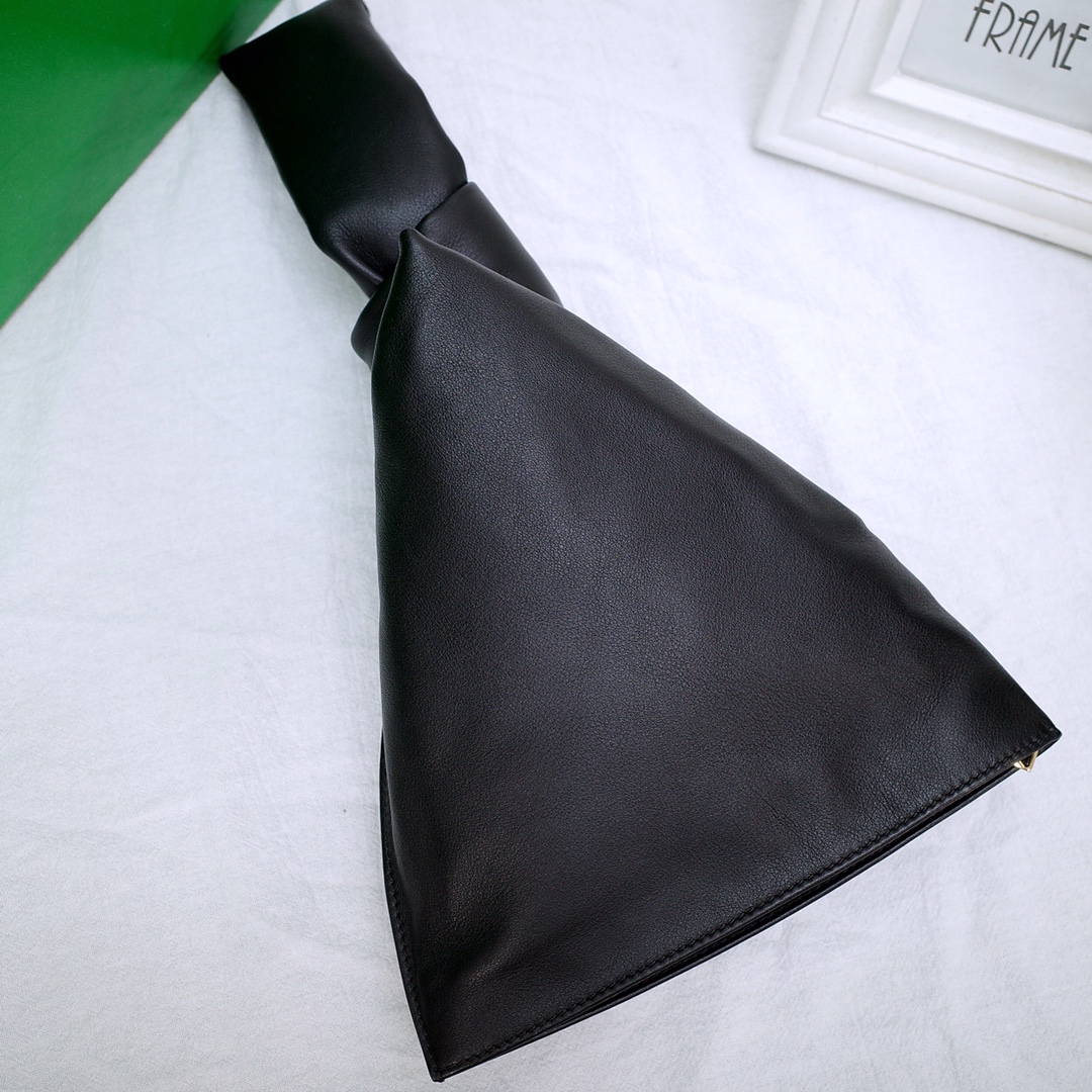 Bottega Veneta Bag - Image 4