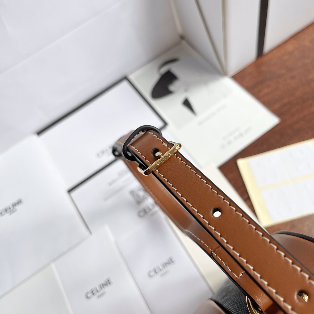 Celine Heart-shaped Cosmetic Box - Image 9