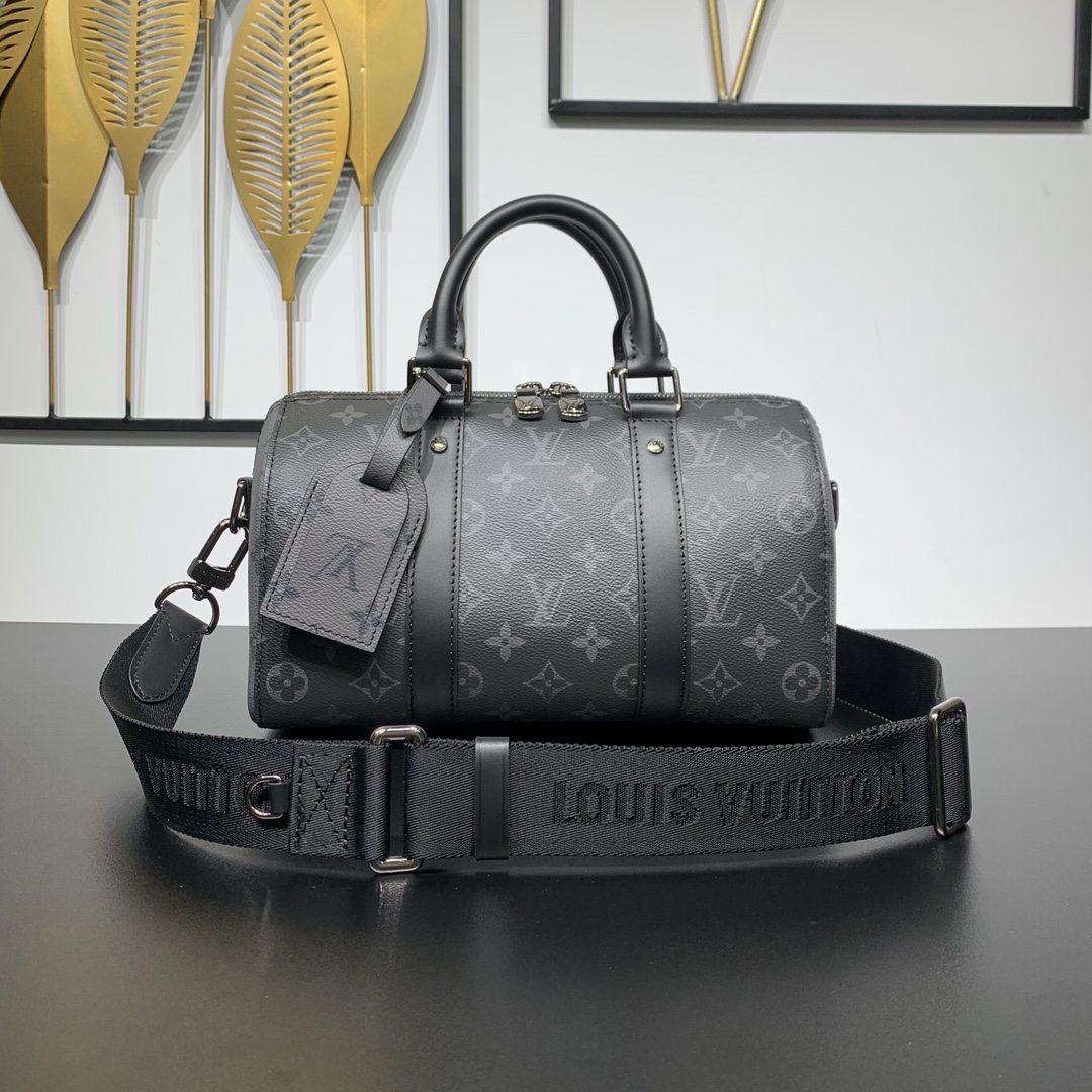 db9bf2_609027caa4a04bfebca98604c975abdbmv2.jpg Louis Vuitton Bag - Image 1