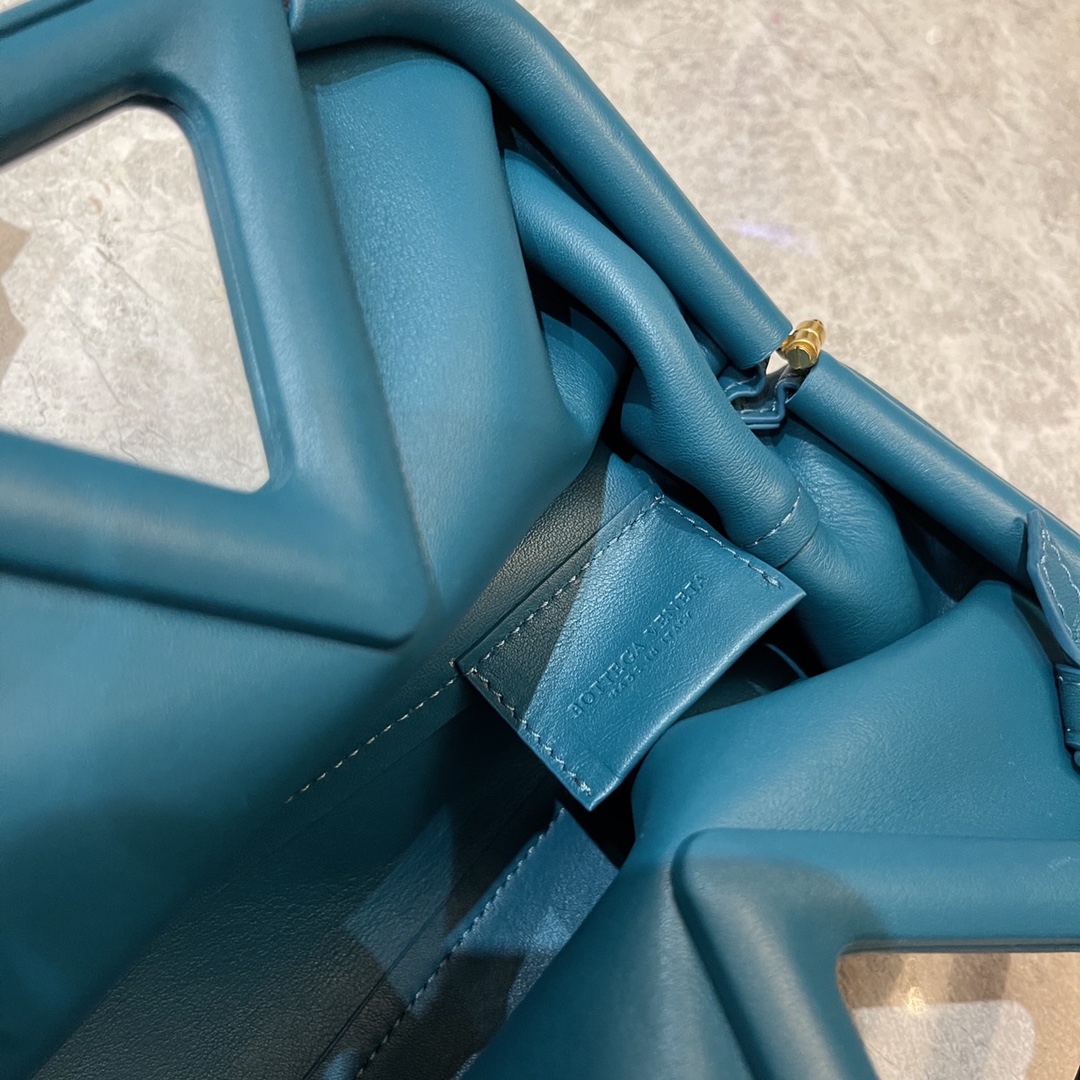 Bottega Veneta Bag - Image 10