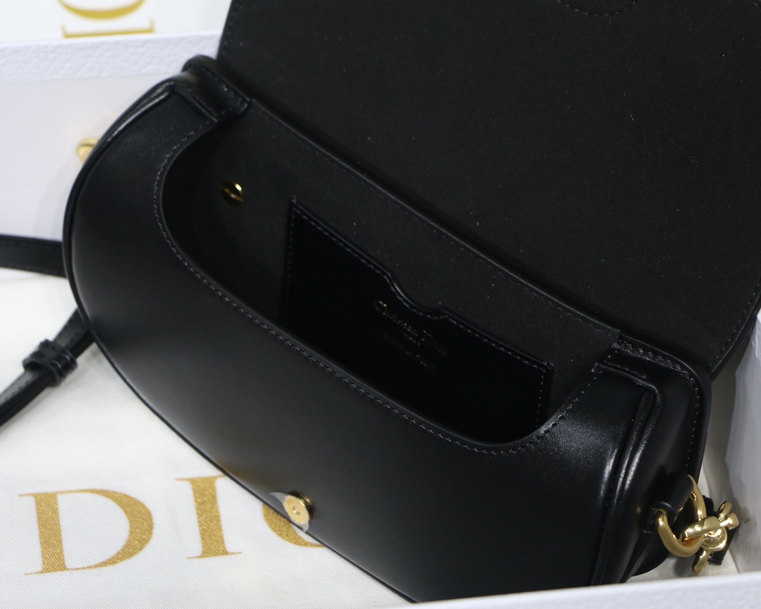 Dior Bobby East-West Underarm Bag in Black Calfskin - Image 9