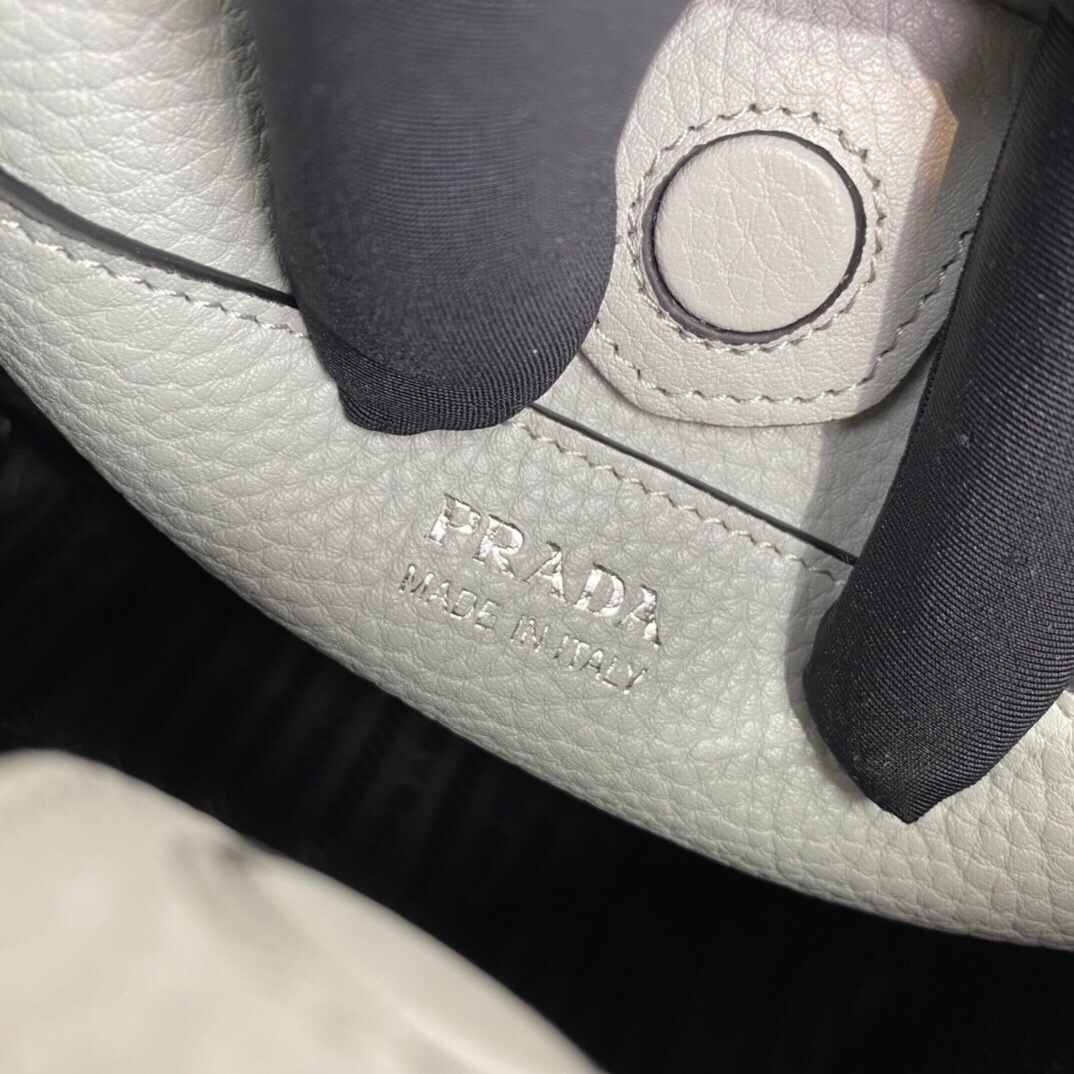 Prada Bag - Image 9