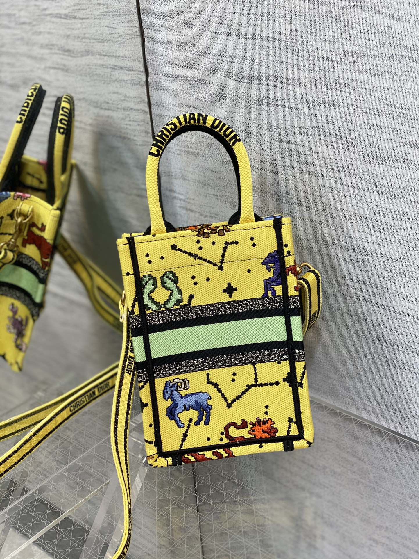 Dior Mini Vertical Constellations Tote Bag - Image 4