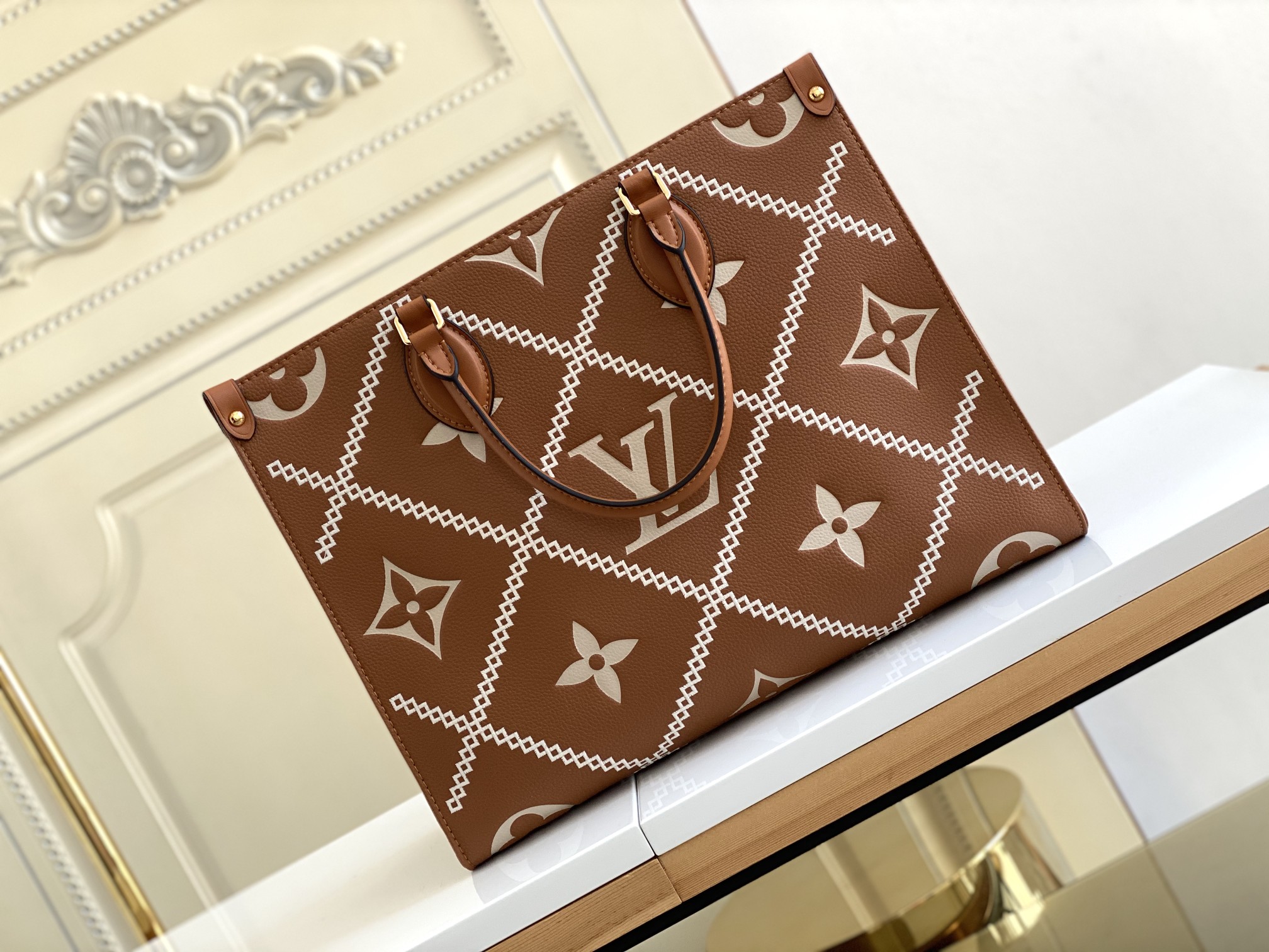 Louis Vuitton OnTheGo Medium Tote Bag - Image 3