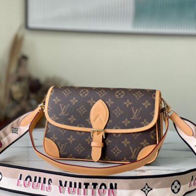 Louis Vuitton Diane Shoulder Bag