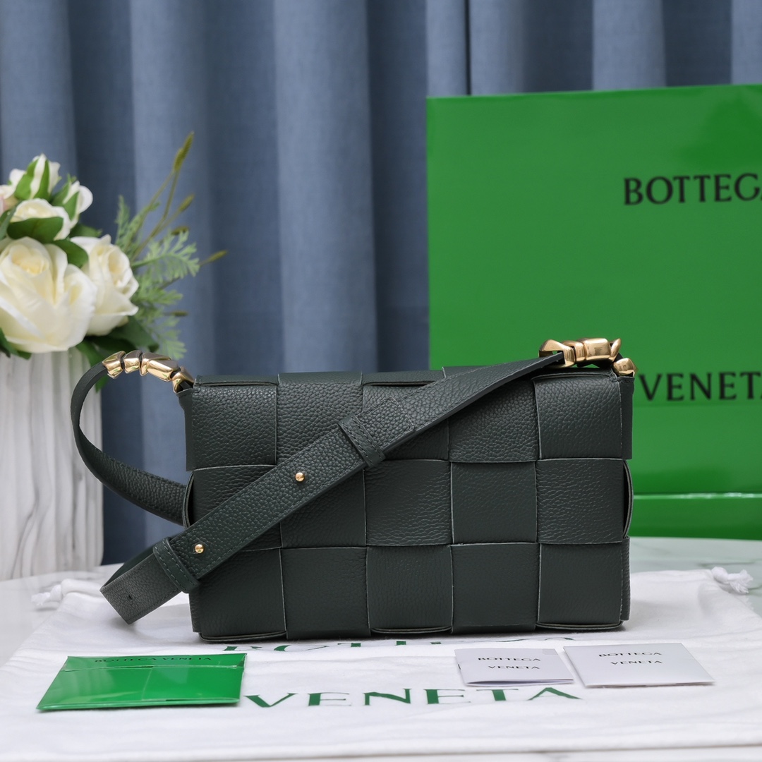 Bottega Veneta Padded Cassette Bag in Olive Green - Image 3