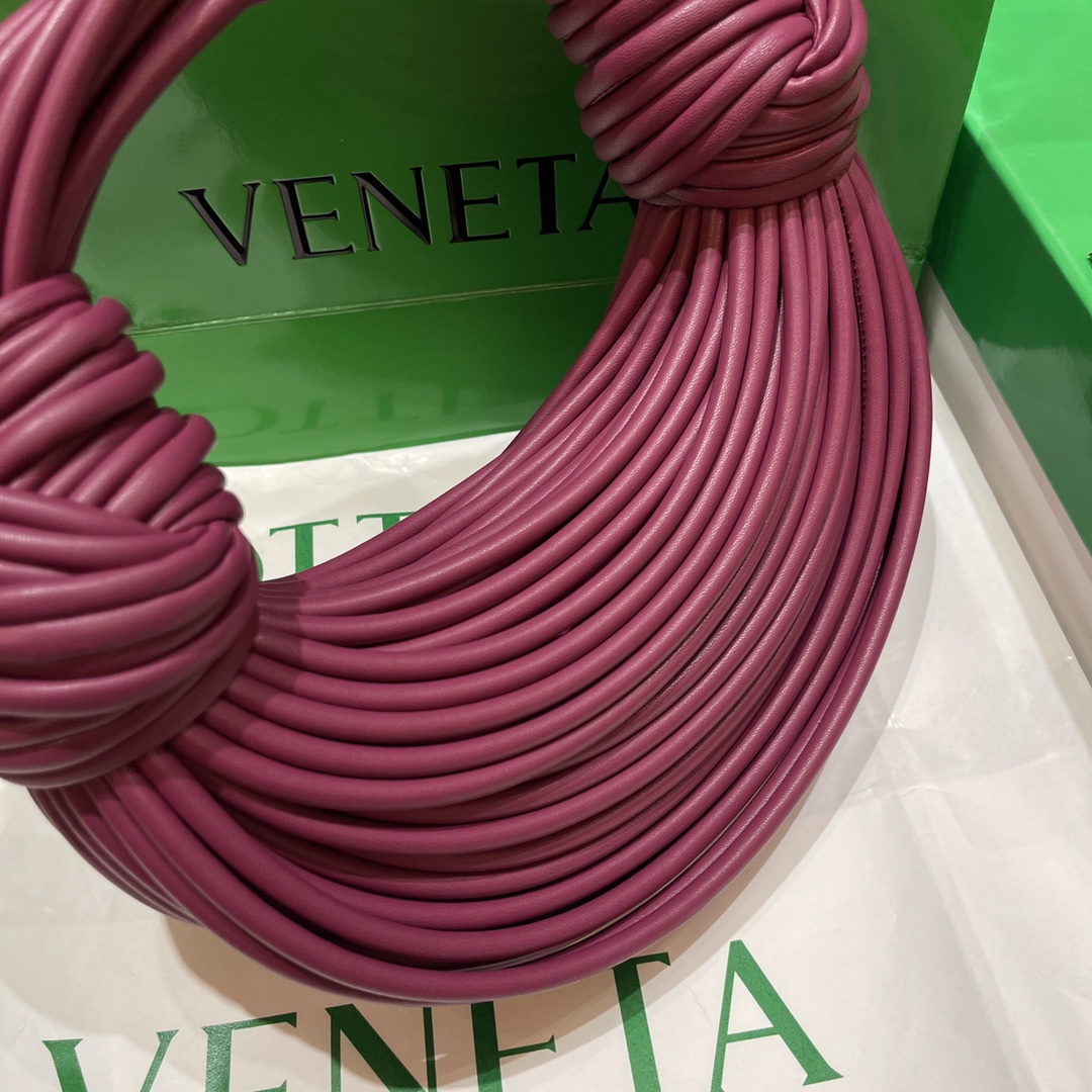 Bottega Veneta Bag - Image 6