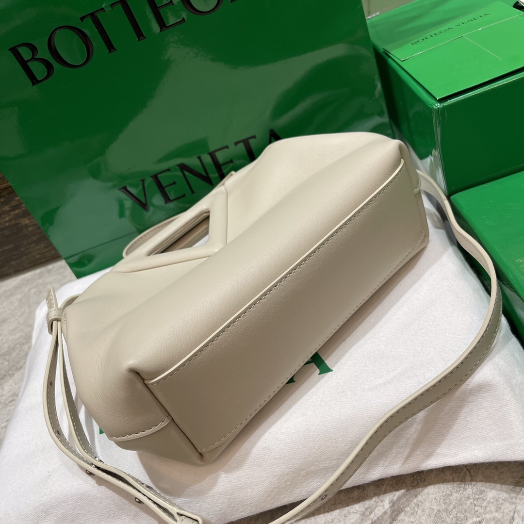 Bottega Veneta Bag - Image 4