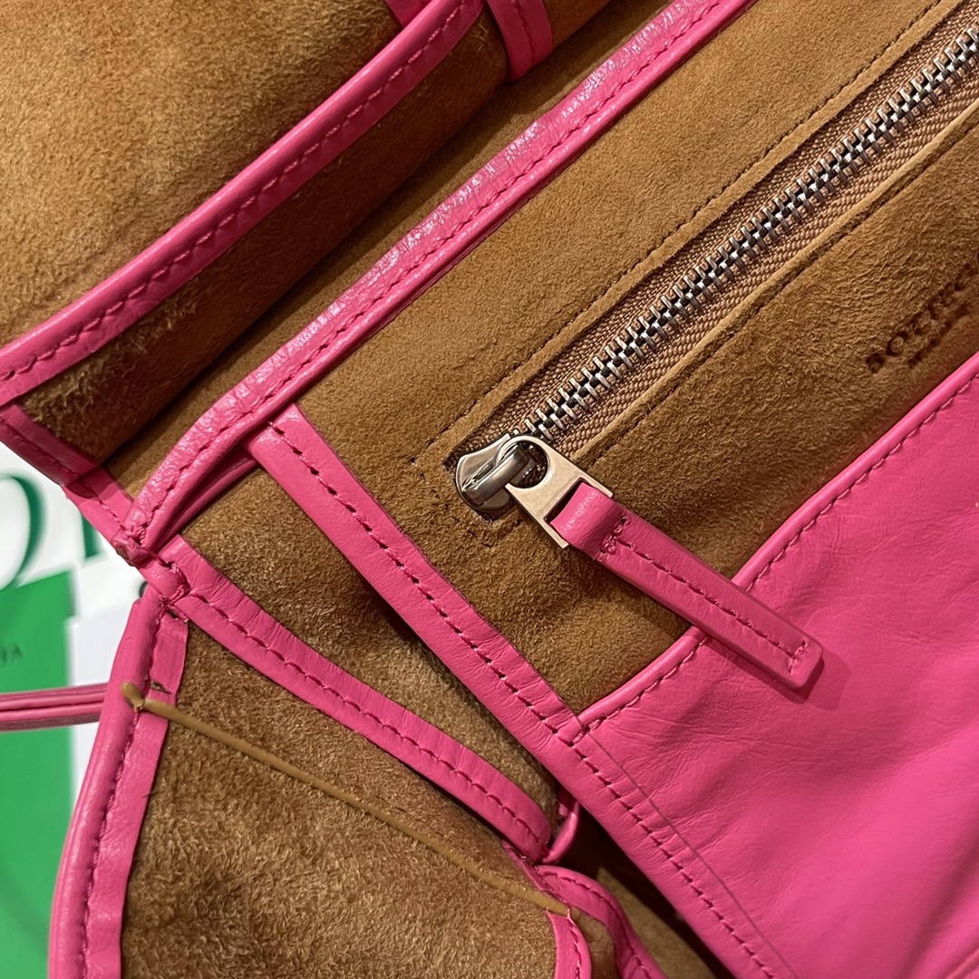 Bottega Veneta Bag - Image 7