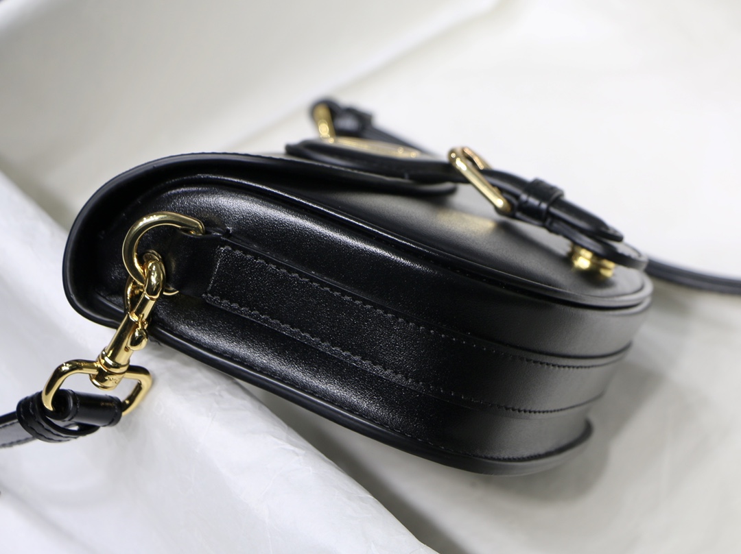 Dior Small Bobby Bag in Black Leather - Image 6