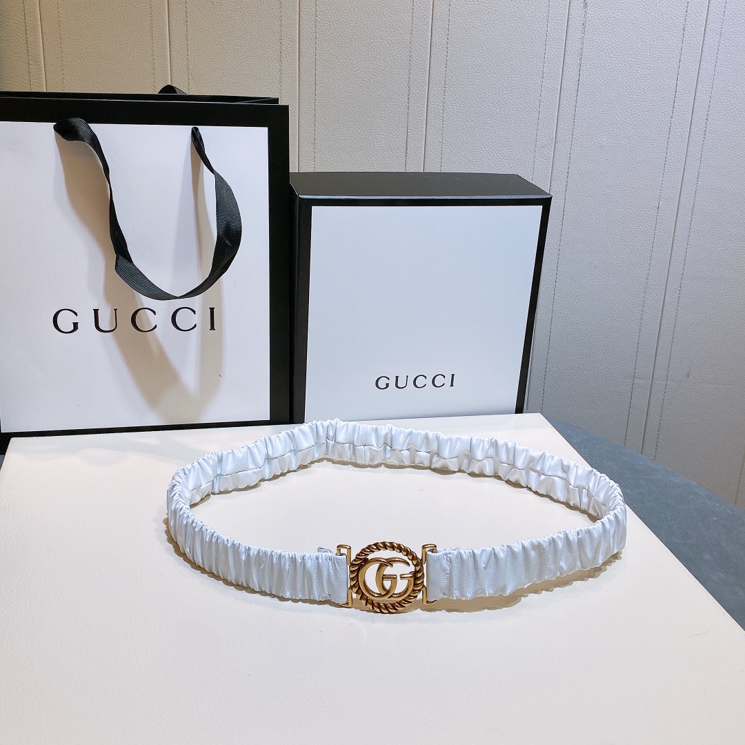 db9bf2_7389d389cc8a4381913027c6f7361429mv2.jpg Gucci Leather Belt - Image 1