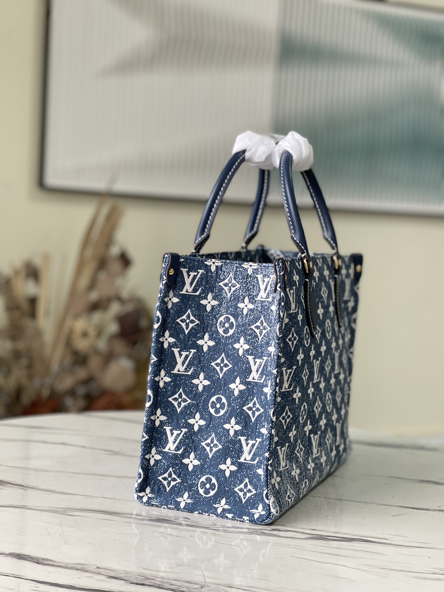 Louis Vuitton Large OnTheGo Bag in Blue Denim - Image 6