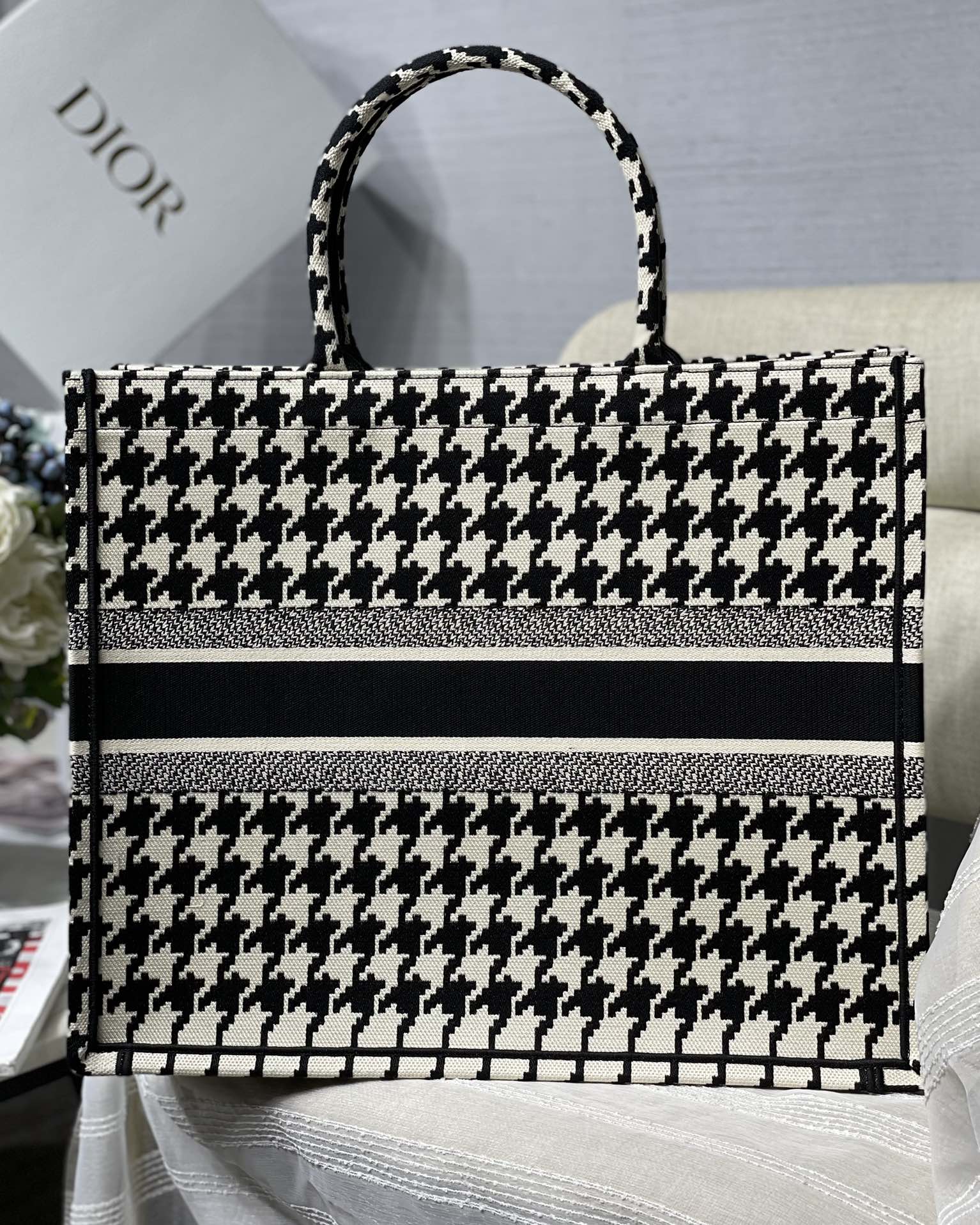 Dior Large Book Tote Bag in Black&White Houndstooth - Image 3