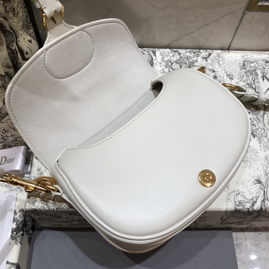 Dior Small Bobby Bag in White - Image 6