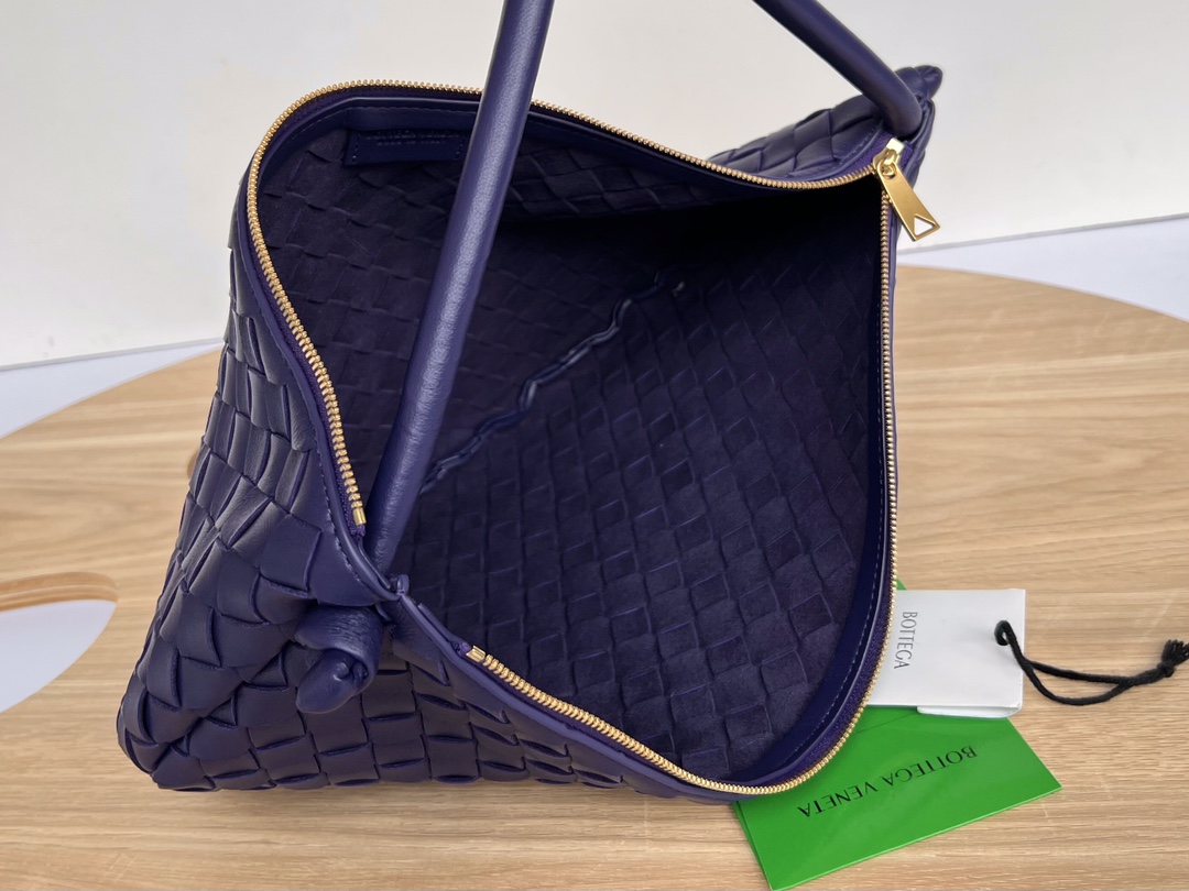 Bottega Veneta Bag - Image 5