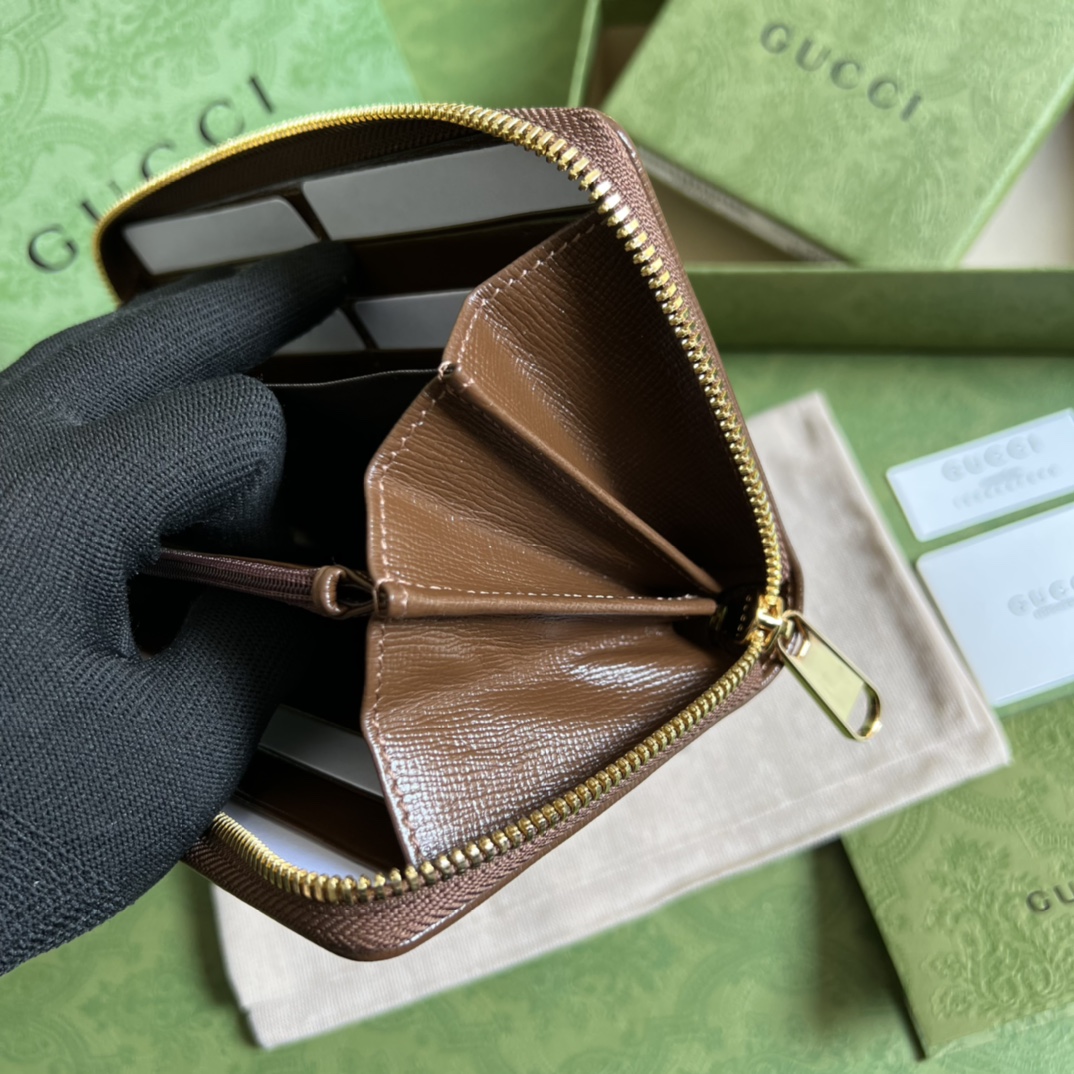 Gucci Slim Wallet - Image 9