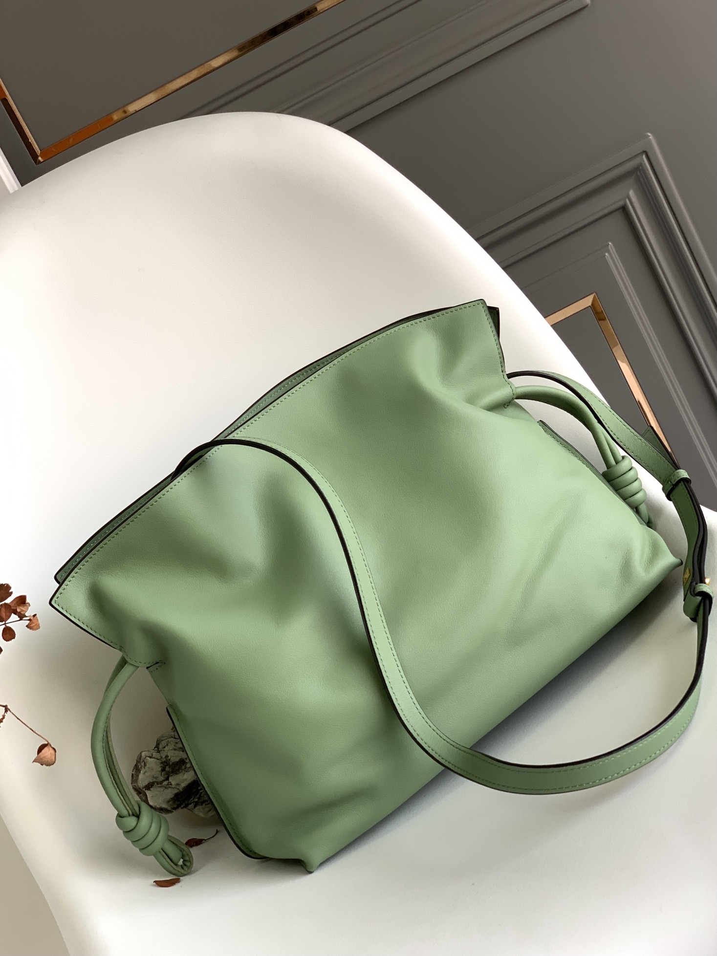 Loewe Large Flamenco Bag in Forest Green Calfskin - Image 4