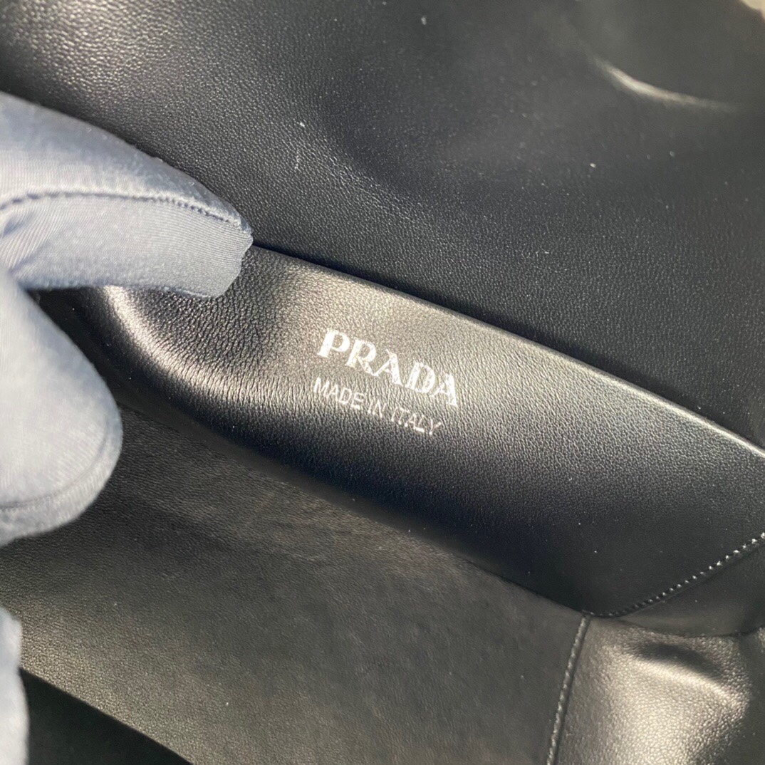 Prada Bags - Image 9