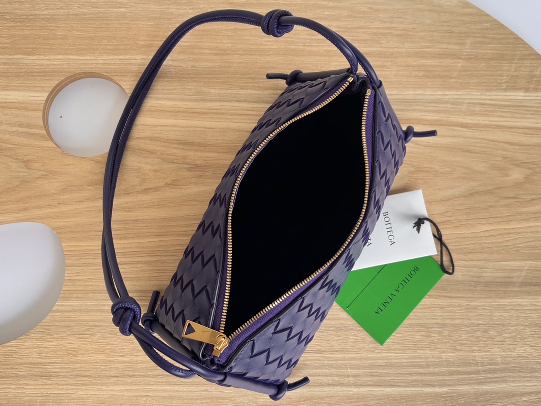 Bottega Veneta Bag - Image 4