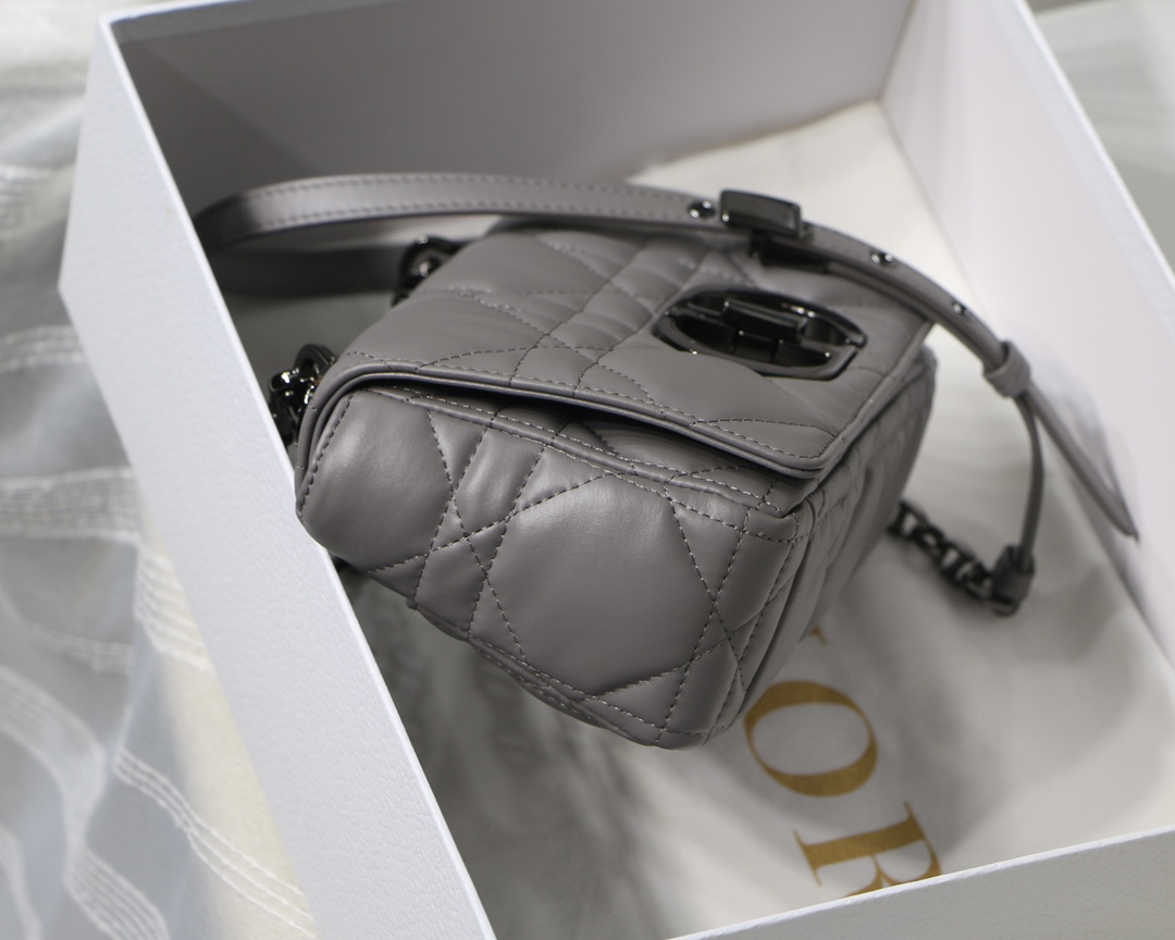 Dior Small Grey Caro Bag - Image 5