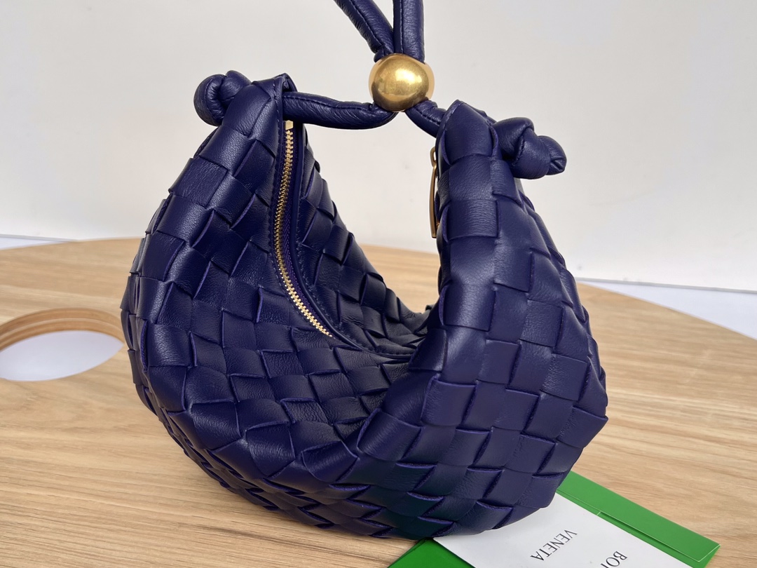 Bottega Veneta Bag - Image 5